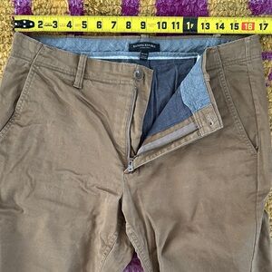 Banana Republic Lined Men's Brown Khaki Chinos